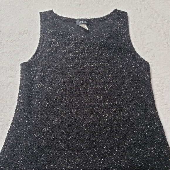 Top - Picture 4 of 8